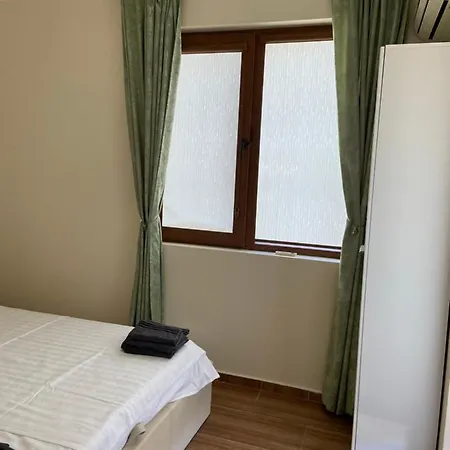 Apartament Beachfront 1-bedroom Stylish & Compact *