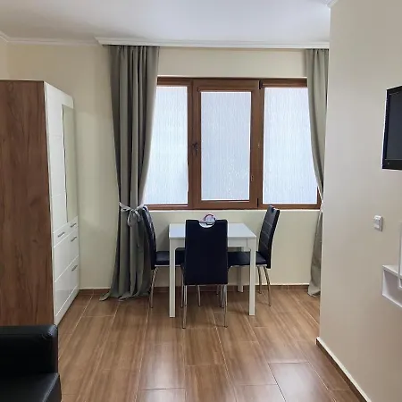 Apartament Beachfront 1-bedroom Stylish & Compact *